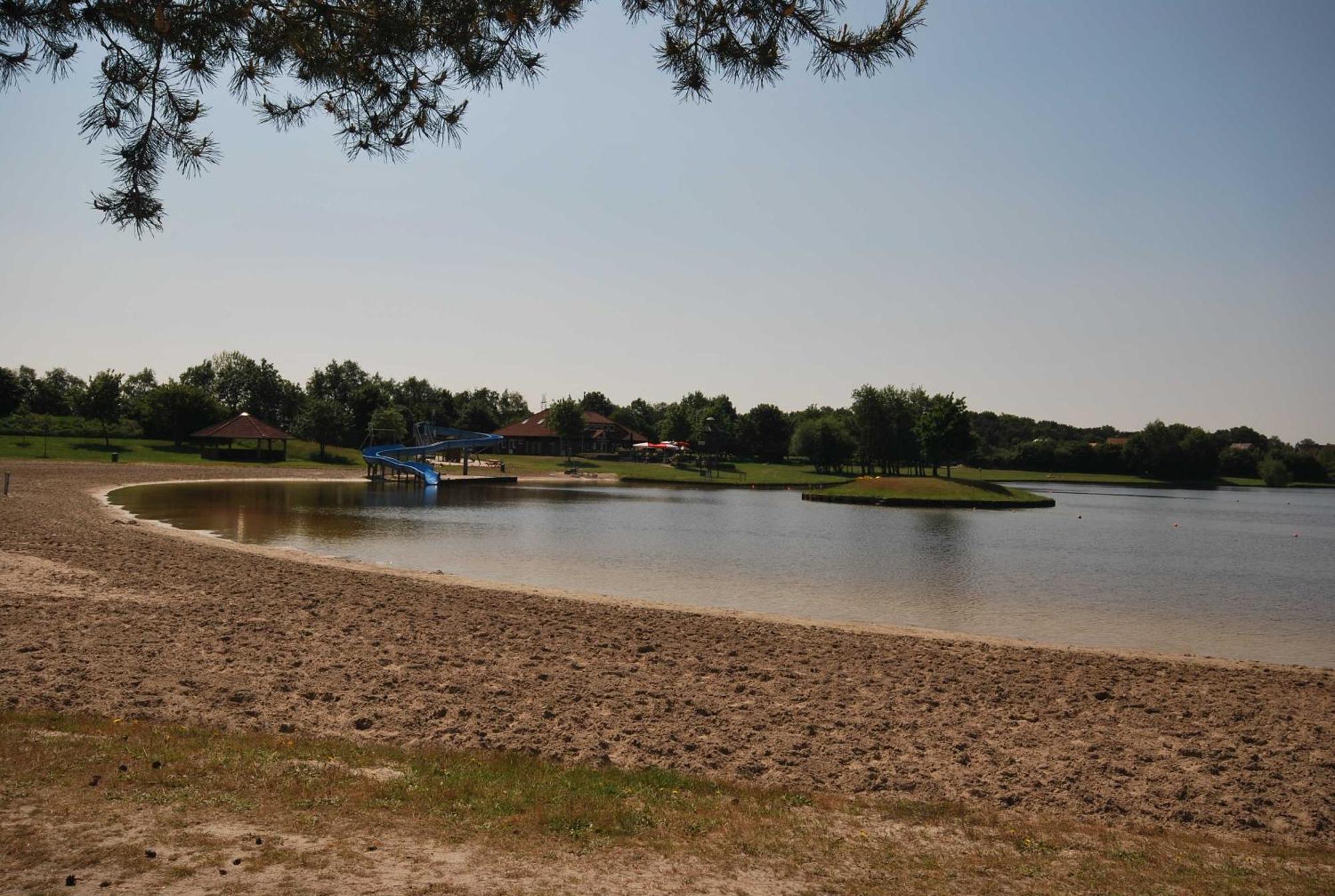 Kleines Ferienhaus Luettje Backhuus 35516 Uplengen ภายนอก รูปภาพ