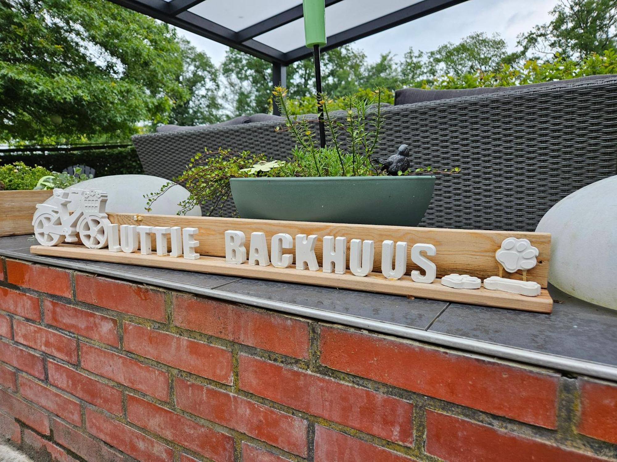 Kleines Ferienhaus Luettje Backhuus 35516 Uplengen ภายนอก รูปภาพ